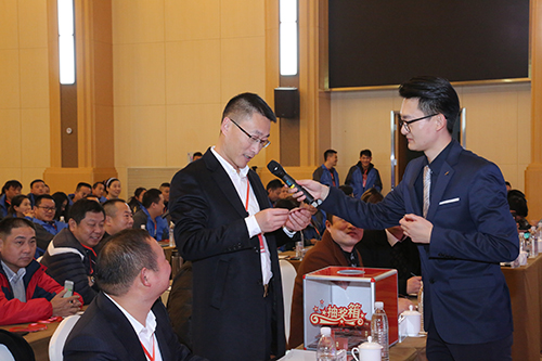 铁中快运企业年会.jpg