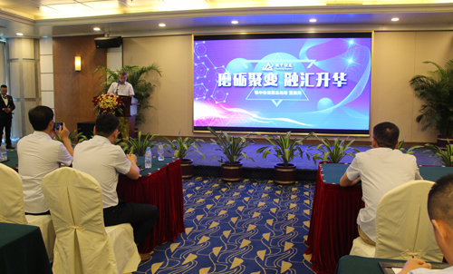 铁中快运.jpg
